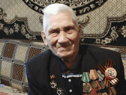 Ветеранов, фронтовиков, участников Великой Отечественной войны поздравили сегодня