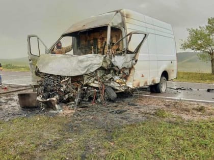 Погибли 4 человека: первые подробности страшной аварии в Хакасии