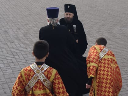 Всенощное бдение накануне Недели святых жен мироносиц