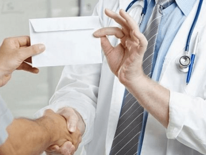 Попасть на бесплатный прием к врачу, но только лишь за определенную сумму