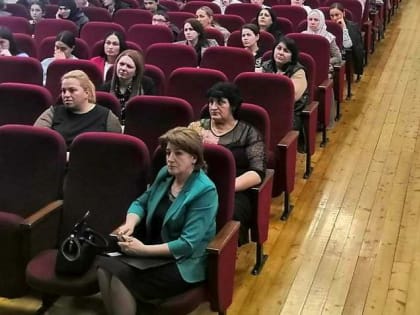 В целях подготовки к проведению государственной итоговой аттестации по образовательным программам среднего общего образования в Доме культуры аула Псыж прошла информационно-разъясн