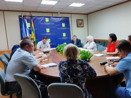 Перспективы развития Саяногорска обсудили на выездном заседании Общественного совета Минстроя Хакасии