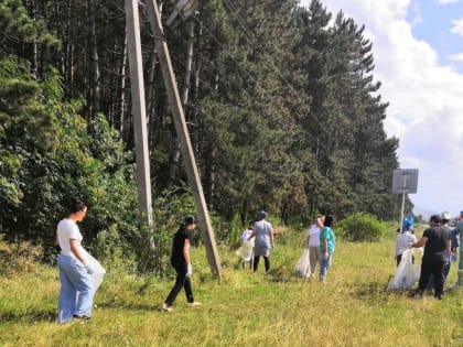 На территории Абазинского муниципального района прошёл масштабный экологический субботник в рамках Всероссийской акции «Вода России»