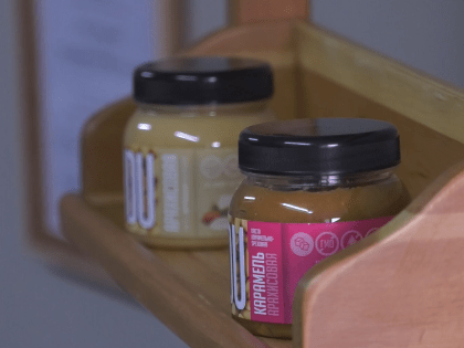 Как абаканские предприниматели производят арахисовую пасту