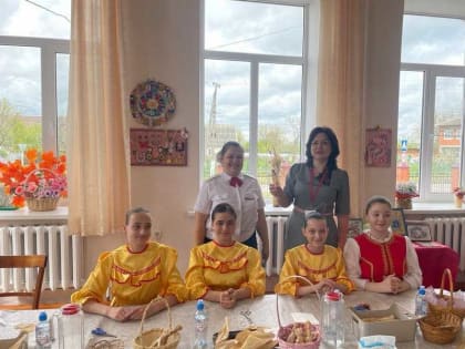 В работе Всероссийского семинара по вопросам кадетского казачества принял участие педагог из Хакасии