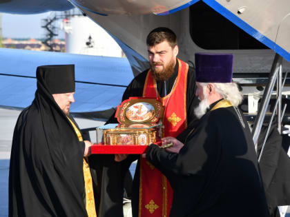 В Абакан доставлен ковчег с частицей мощей святого великомученика Георгия Победоносца