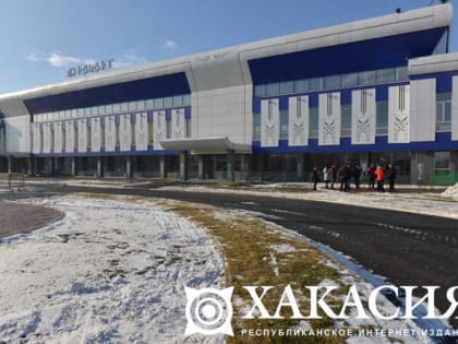 Сотрудники Роспотребнадзора искали инфекции в аэропорту Абакана