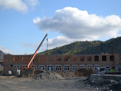 В селе Арбаты появится современная школа переменной этажности