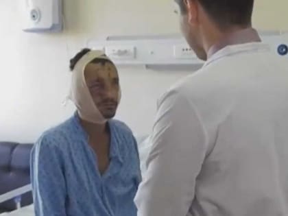 "Как грыз - челюсть вывернул": выживший в схватке с медведем рассказал НТВ, как всё происходило