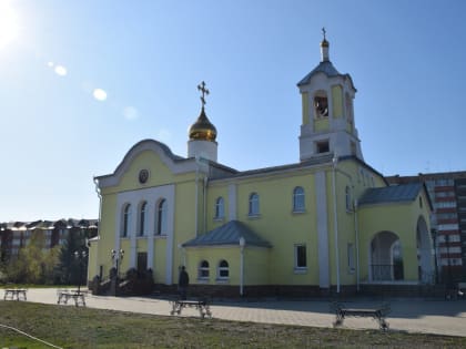 Иоанно-Богословский храм в Черногорске отметил свой престольный праздник