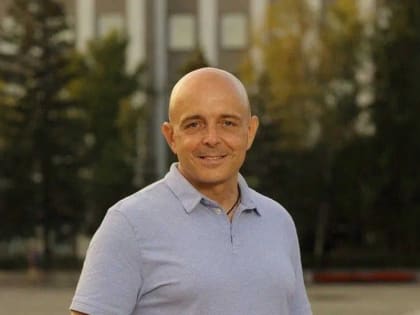 «Большая команда продолжает работать»: сенатор Жуков прокомментировал ситуацию с госпитализацией Сокола