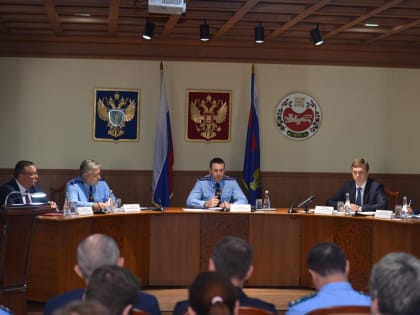 Под председательством заместителя Генерального прокурора России Дмитрия Демешина состоялось расширенное заседание коллегии прокуратуры Республики Хакасия
