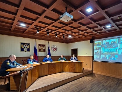 В прокуратуре Хакасии обсудили вопросы защиты населения от ЧС природного характера