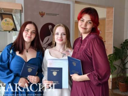 Многопрофильный техникум подготовил первый выпуск медсестёр