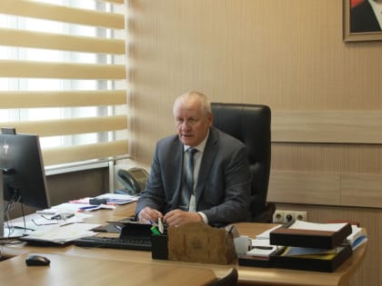 Анатолий Бутенко ответил на вопросы директоров школ