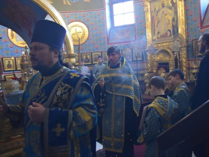 Всенощное бдение накануне праздника Иверской иконы Божией Матери, дня памяти всех преподобных, в подвиге просиявших, и святителя Алексия Московского