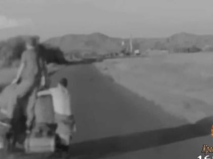 Нетрезвый мотоциклист вез с кладбища пять человек. Видео