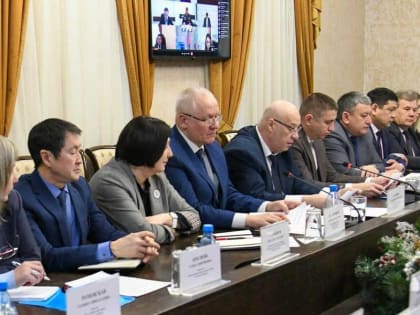 И.о. министра образования - о поддержке детей-сирот в Хакасии