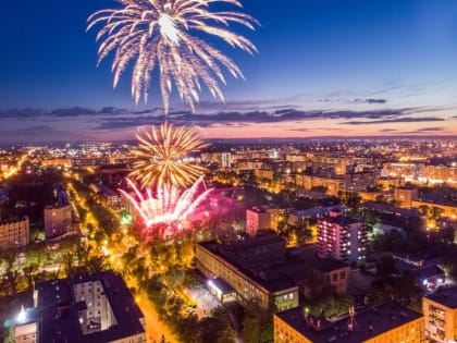 Юбилейный салют в Абакане сфотографировали с высоты