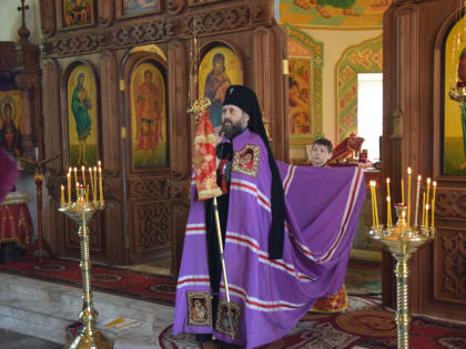 В Светлую Пятницу Управляющий епархией совершил Божественную Литургию в поселке Черемушки