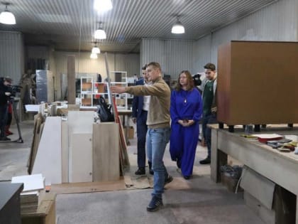 Новый сезон «Сделано в Абакане»: мэр побывал на «Московском заводе торгового оборудования» в столице Хакасии