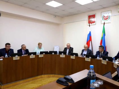 Внеочередная сессия нового состава Верховного Совета Хакасии пройдет 11 октября. Что будут обсуждать?