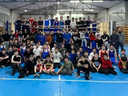 В Национально-культурном центре  а. Псыж  прошло Первенство Карачаево-Черкесской Республики по боксу