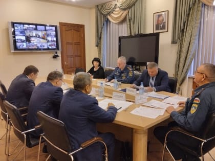 Власти Хакасии обсудили готовность республики к прохождению паводка