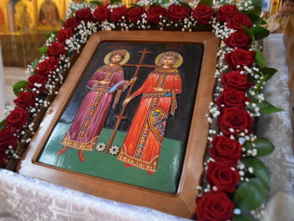 Всенощное бдение накануне праздника Владимирской иконы Божией Матери и дня памяти святых равноапостольных Константина и Елены