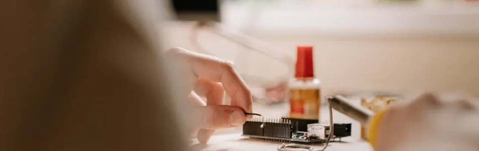 Homemade Eco-Gadgets: Simple DIY Ideas for Sustainable Living