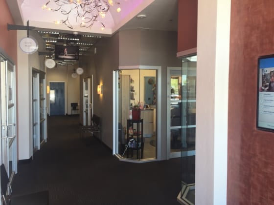 Sola Salon Studios Avondale