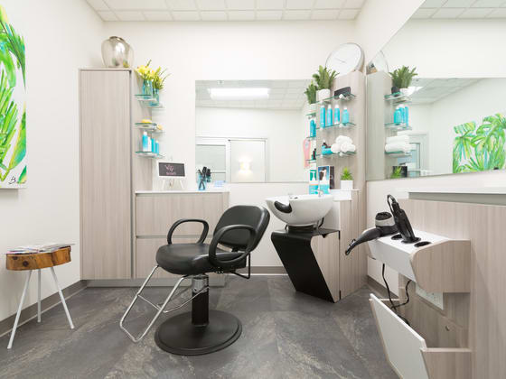 Sola Salon Studios Pike Creek