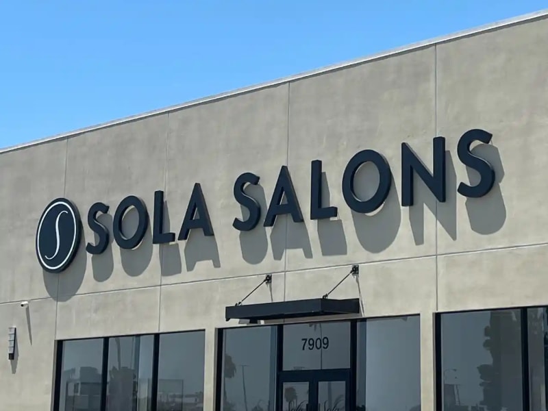 Sola Salon Studios Cudahy