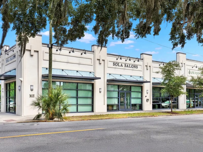 Sola Salon Studios Downtown - Starland District