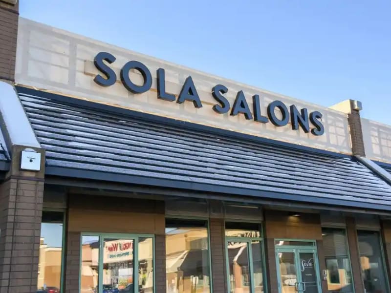 Sola Salon Studios Roseville MN