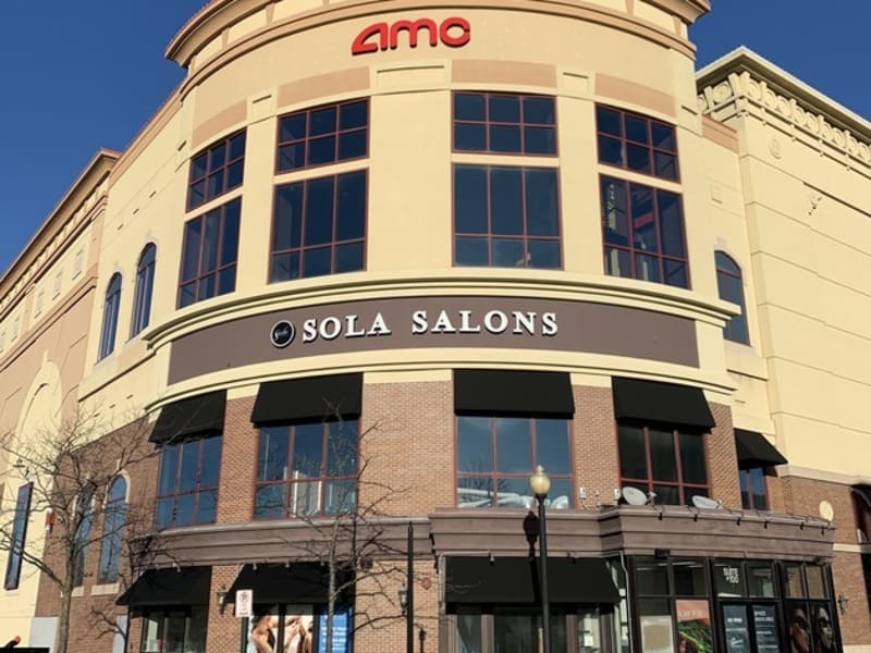 Sola Salon Studios Schaumburg - Streets of Woodfield