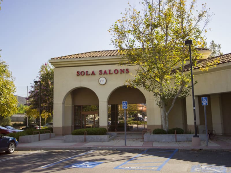 Sola Salon Studios Thousand Oaks