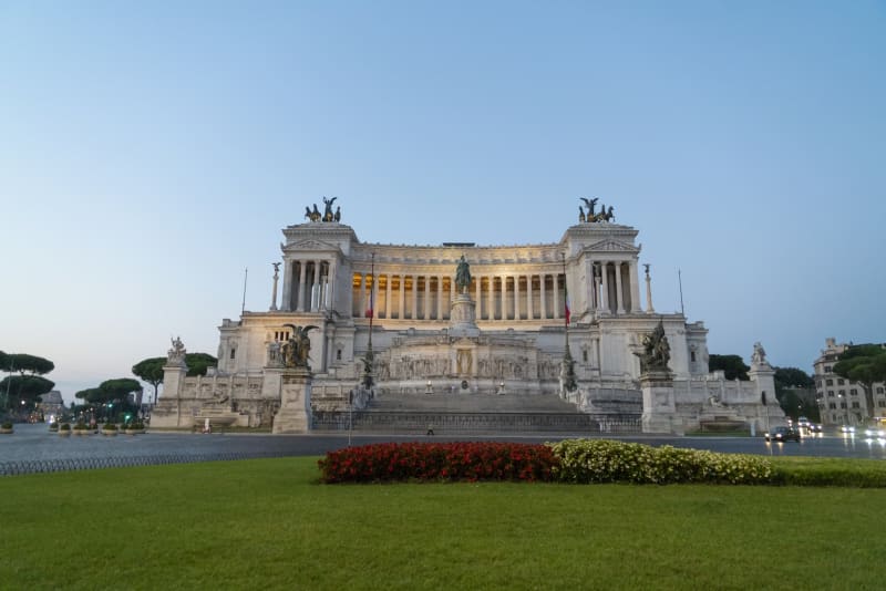 Monument to Victor Emmanuel II (Altare della Patria) 3