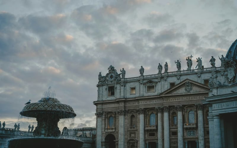 Saint Peter's Square 9