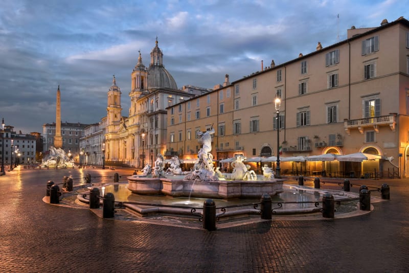 Piazza Navona 8