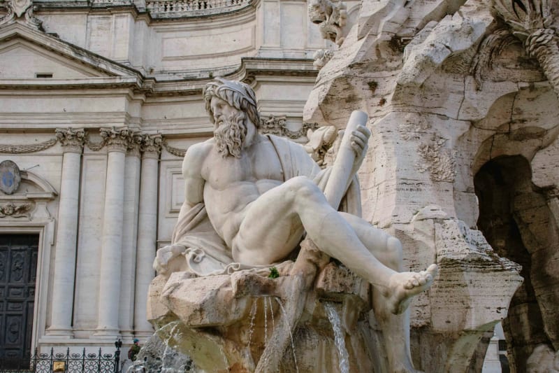 Piazza Navona 7