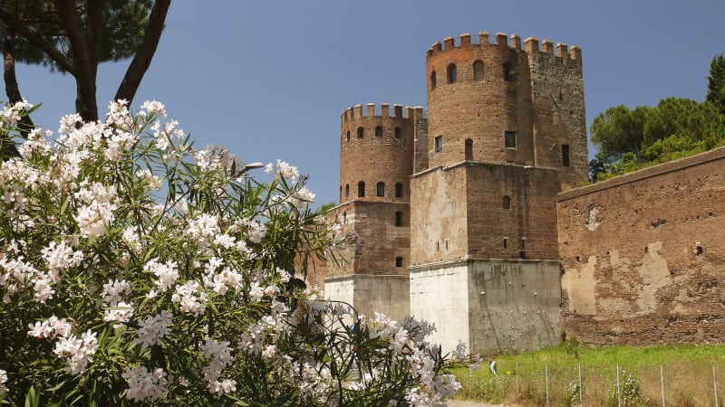 Porta San Sebastiano 1