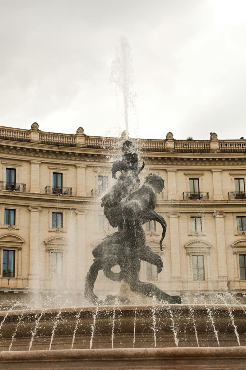 Fontana delle Naiadi (Piazza della Repubblica)