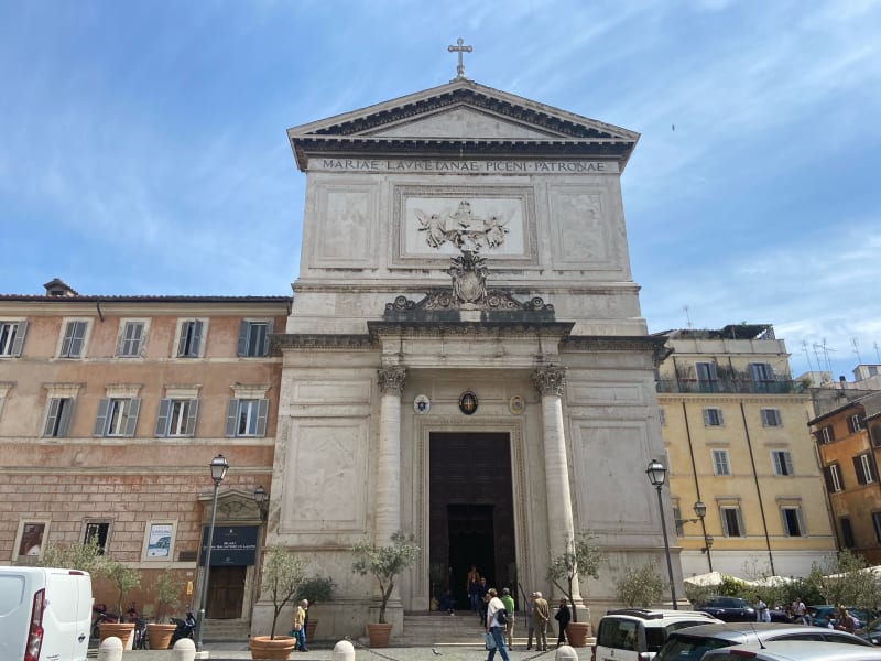San Salvatore in Lauro 1