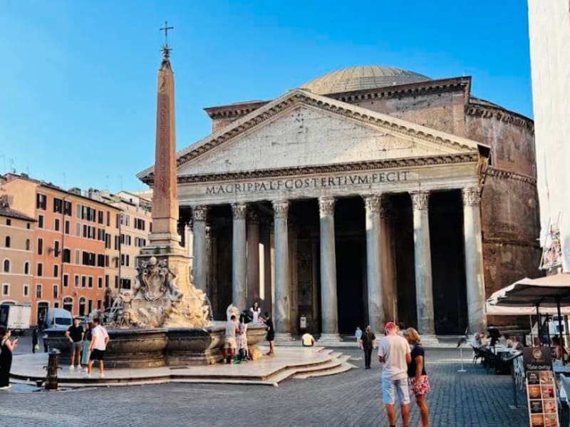 Pantheon 8