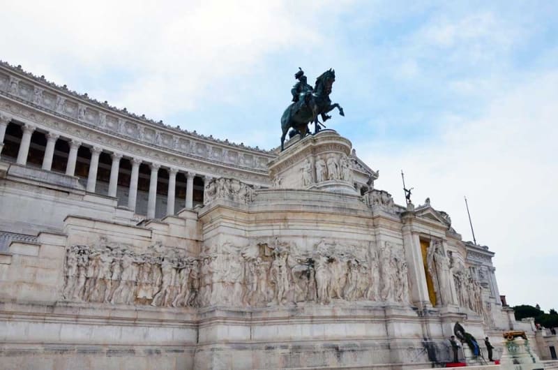 Monument to Victor Emmanuel II (Altare della Patria) 12