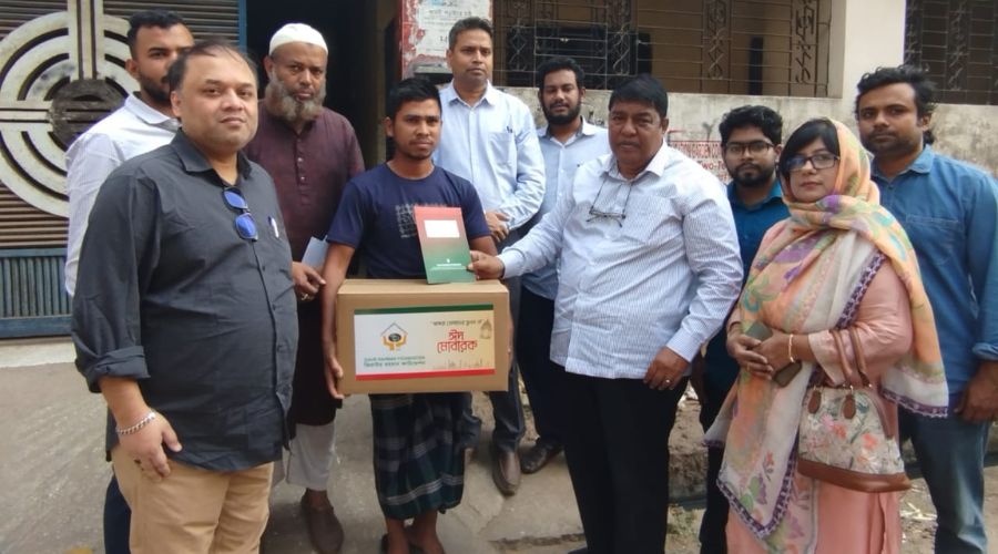 জিয়াউর রহমান ফাউন্ডেশনের উদ্যোগে জুলাই অভ্যুত্থানে শহীদ পরিবারের মাঝে ঈদ উপহার বিতরণ