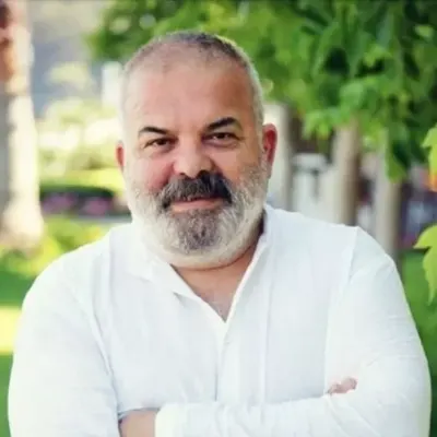 Deniz Oral
