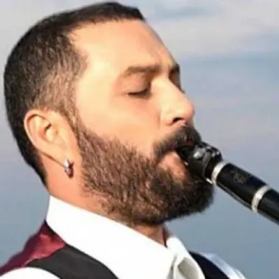 Hüsnü Şenlendirici