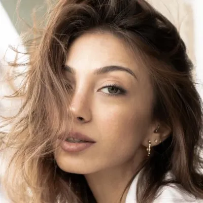 Lola Polat